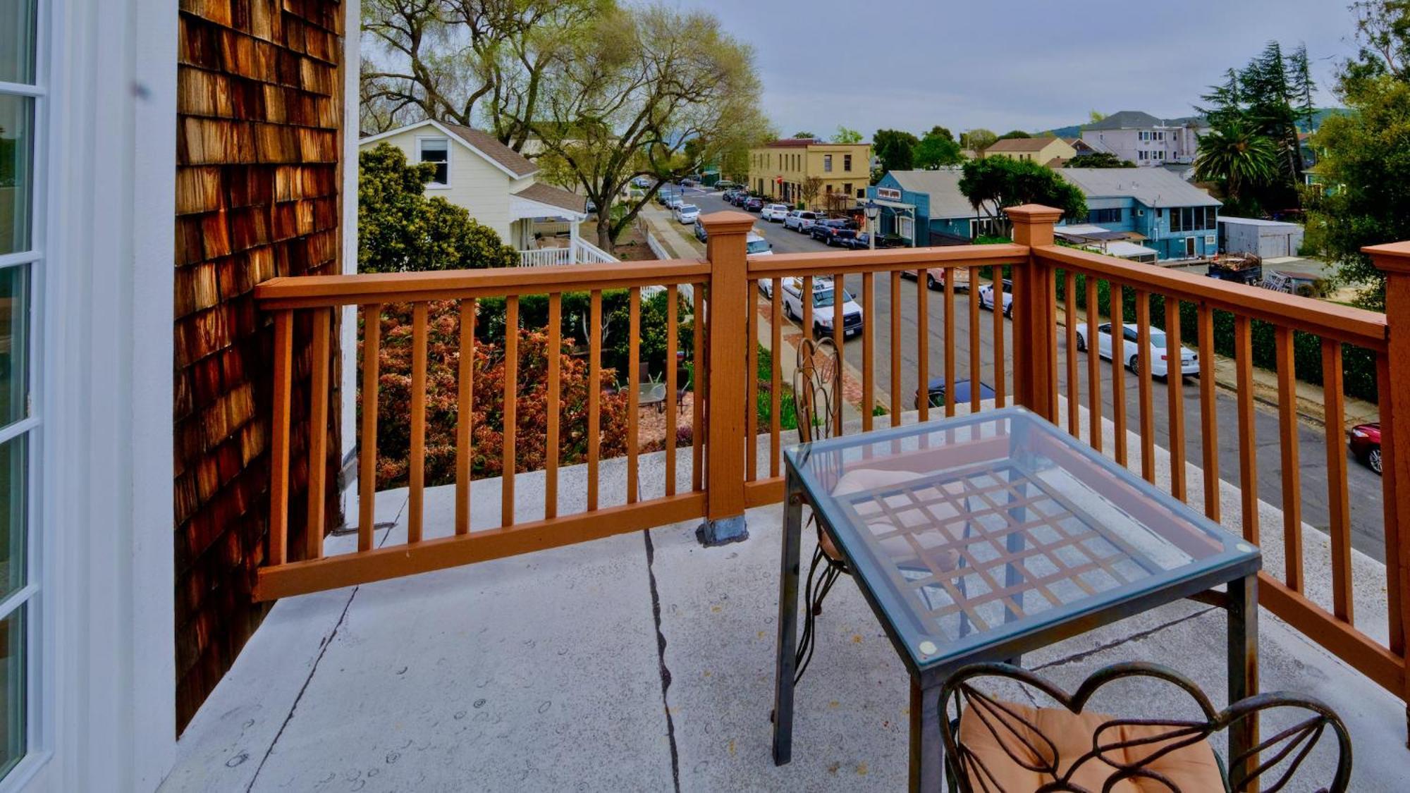 Shorelight Inn Benicia Bagian luar foto
