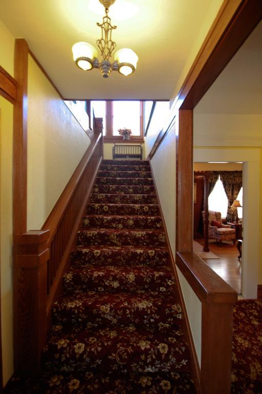 Shorelight Inn Benicia Bagian luar foto