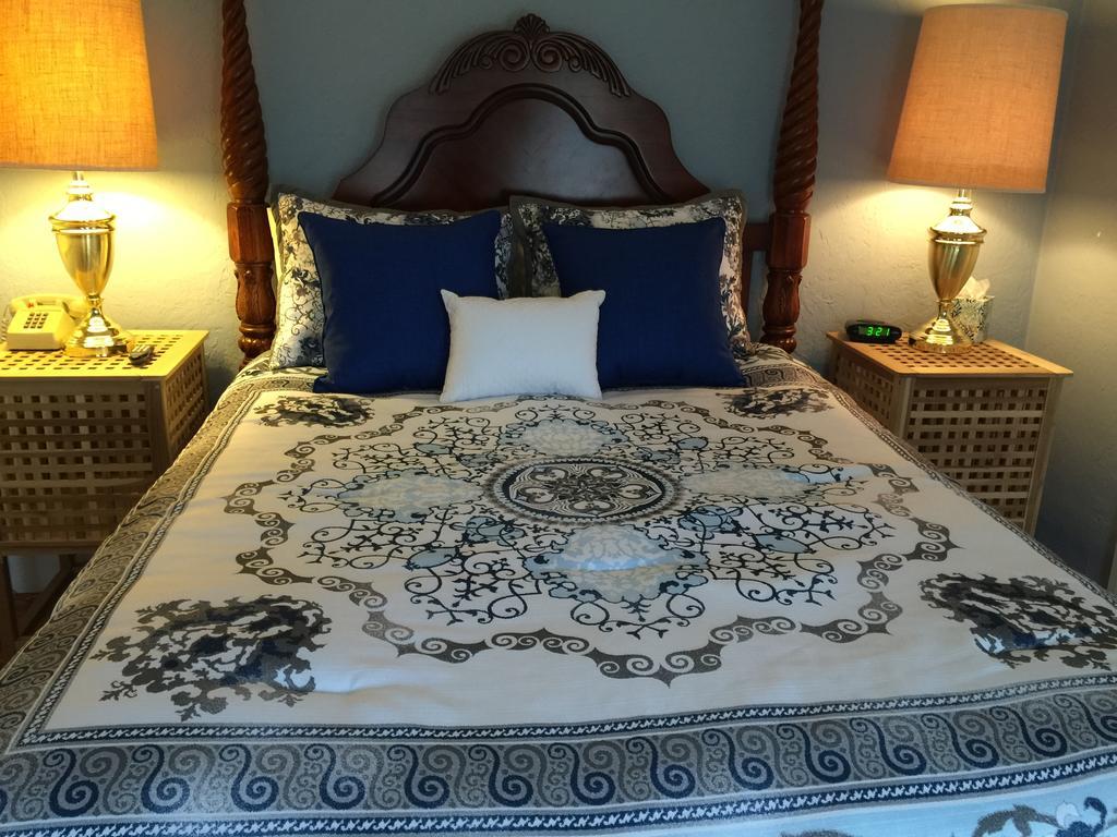 Shorelight Inn Benicia Bagian luar foto