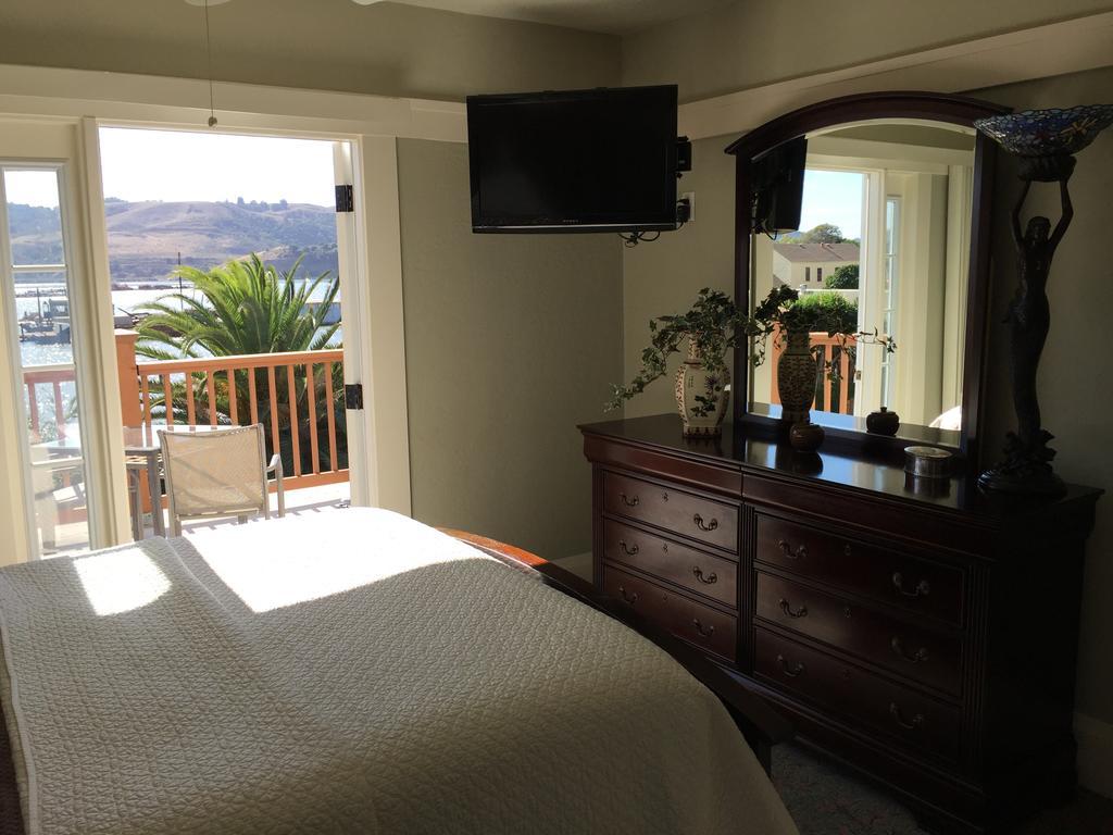 Shorelight Inn Benicia Bagian luar foto
